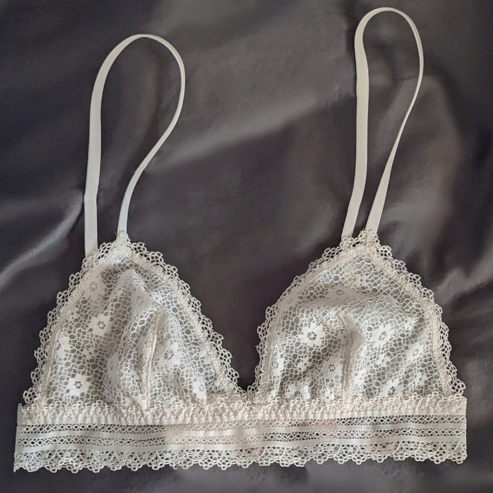 Sexy, Stylin' Bras For Any Occassion!!